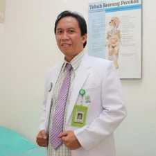 Sanri Pramahdi, dr.Sp.P