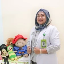 Yulia Lukita Dewanti,dr. M.Ked (Ped), SpA