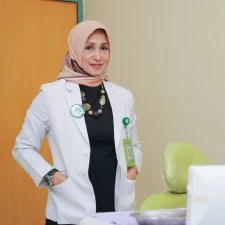 Sri Istianah, drg
